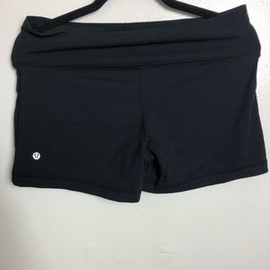 Lululemon Black shorts sz8